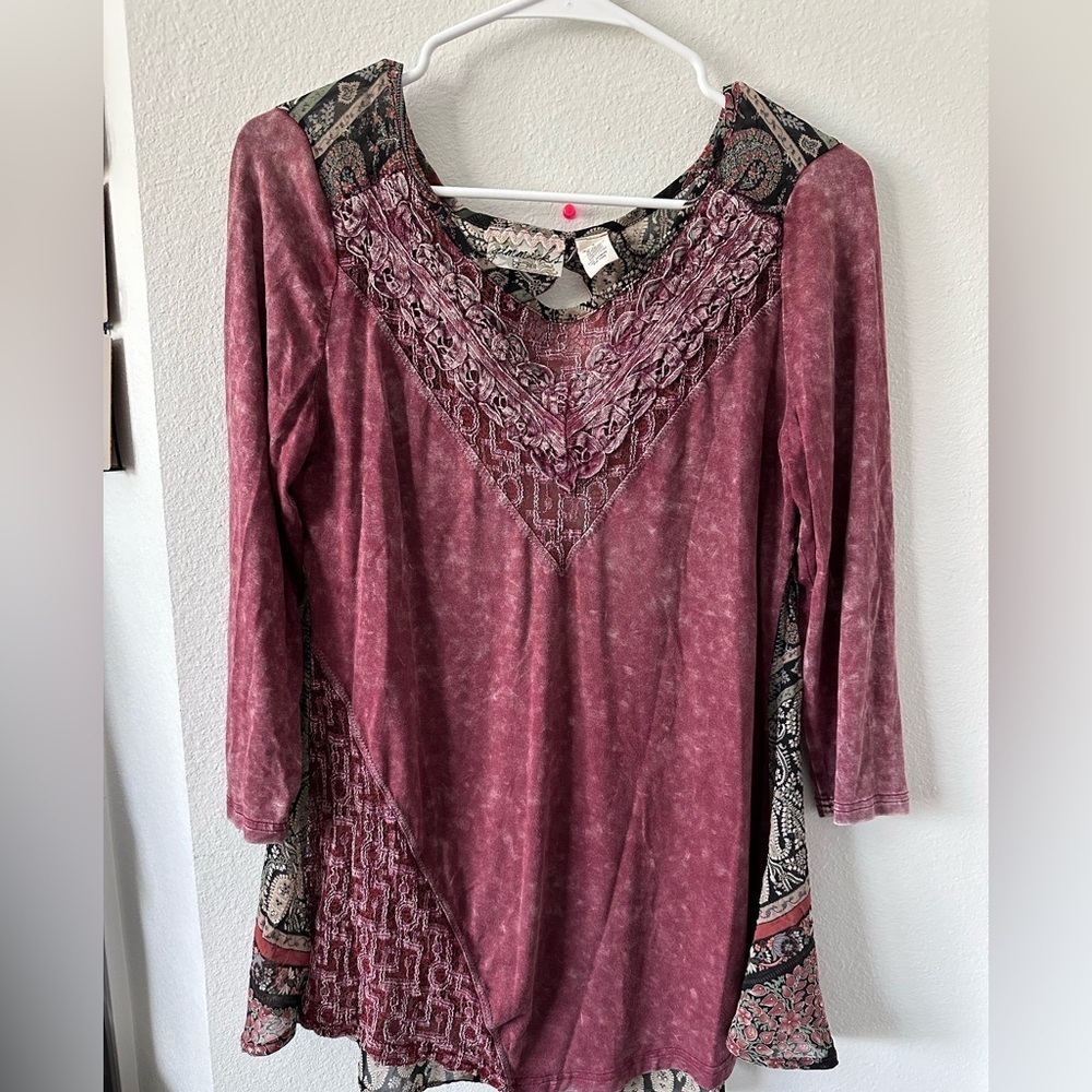 BKE Red Lace Embellished 3/4 Sleeve Blouse